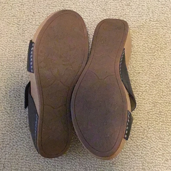 Dansko Lacee Sandals in Dans Black Burnish - Picture 4 of 5